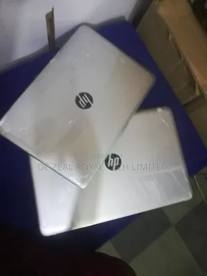 Photo - Laptop HP 250 G1 4GB Intel Pentium HDD 500GB