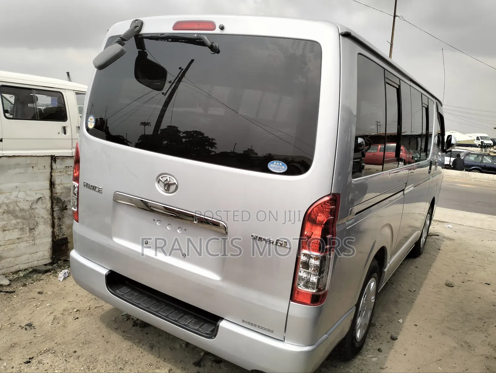 Toyota Grand HiAce 2015 Grey
