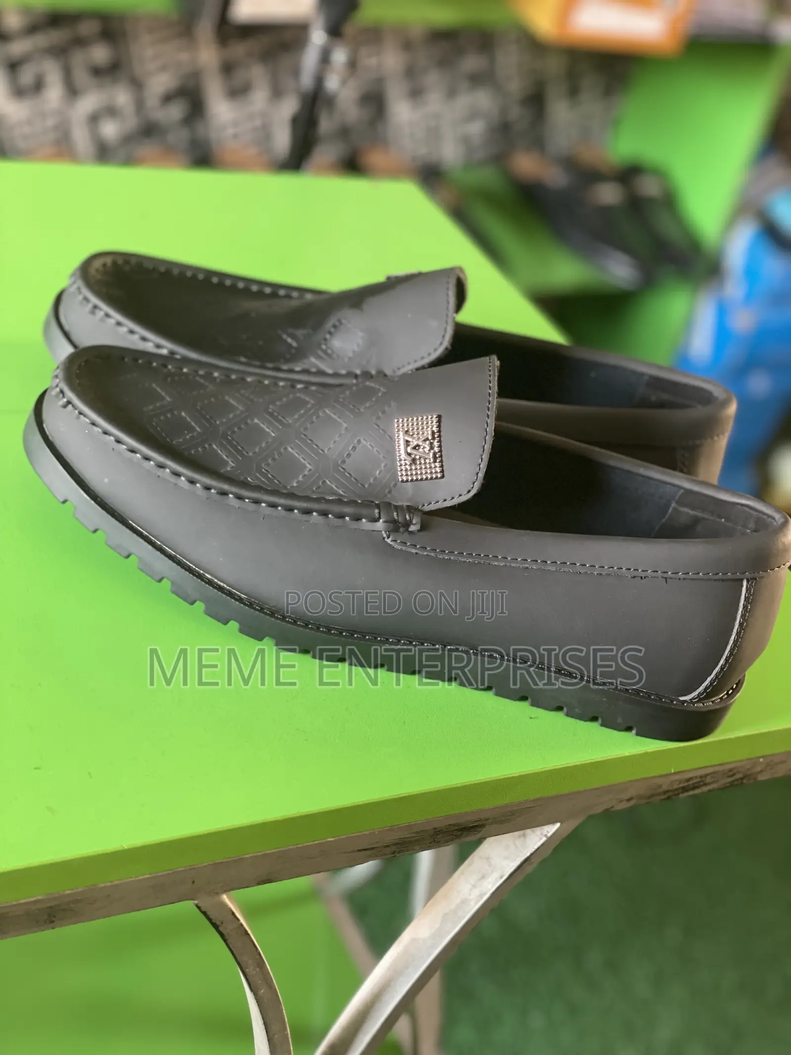Black Louise Vuitton