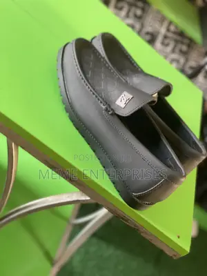 Black Louise Vuitton