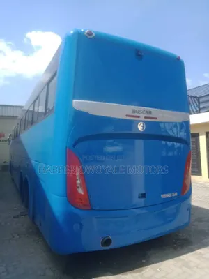 Bus 2019 Blue