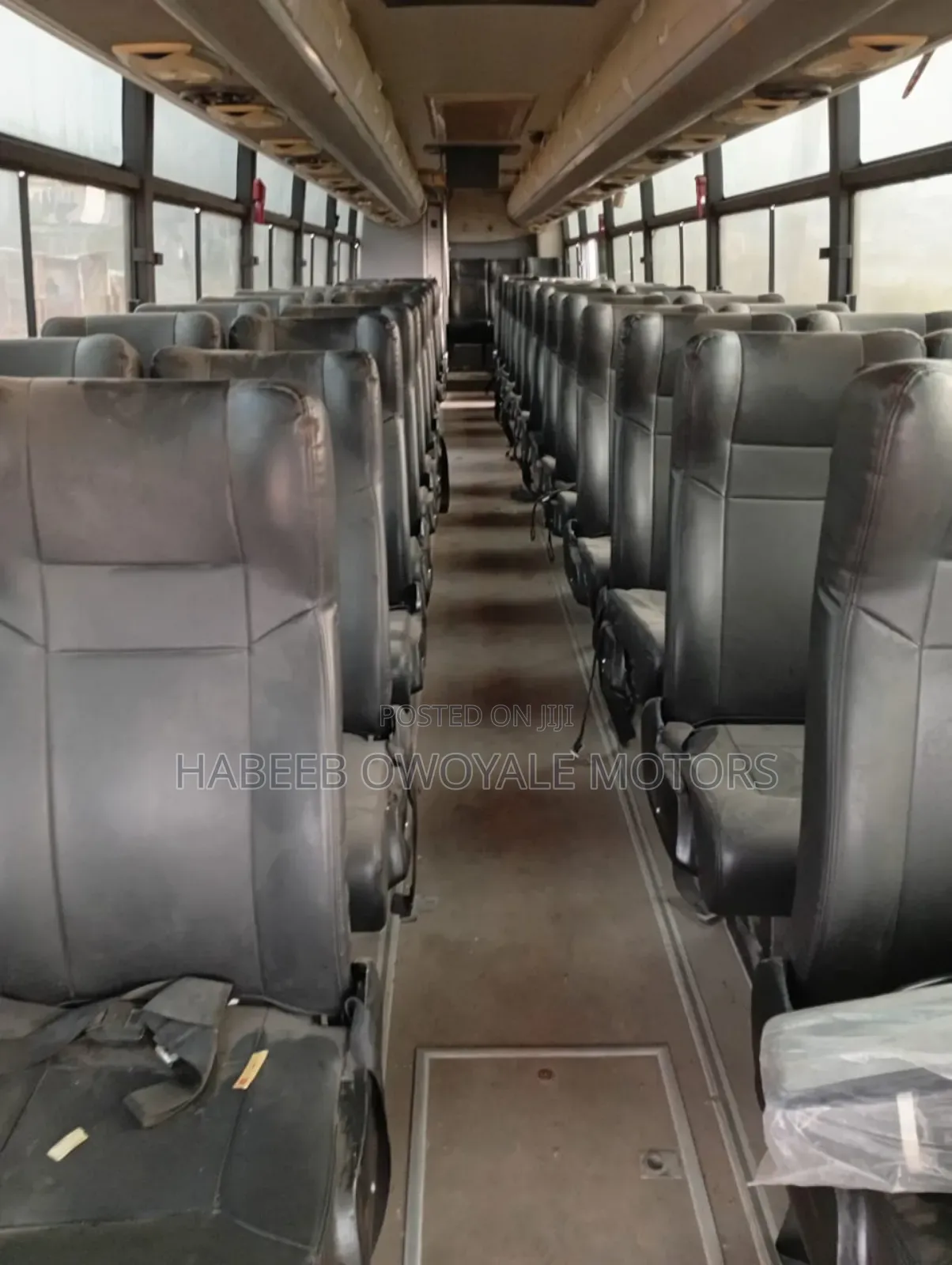 Bus 2019 Blue