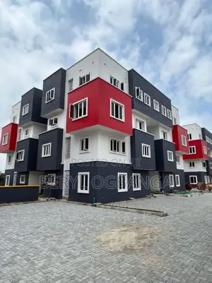 4bdrm Townhouse / Terrace in Ologolo for rent
