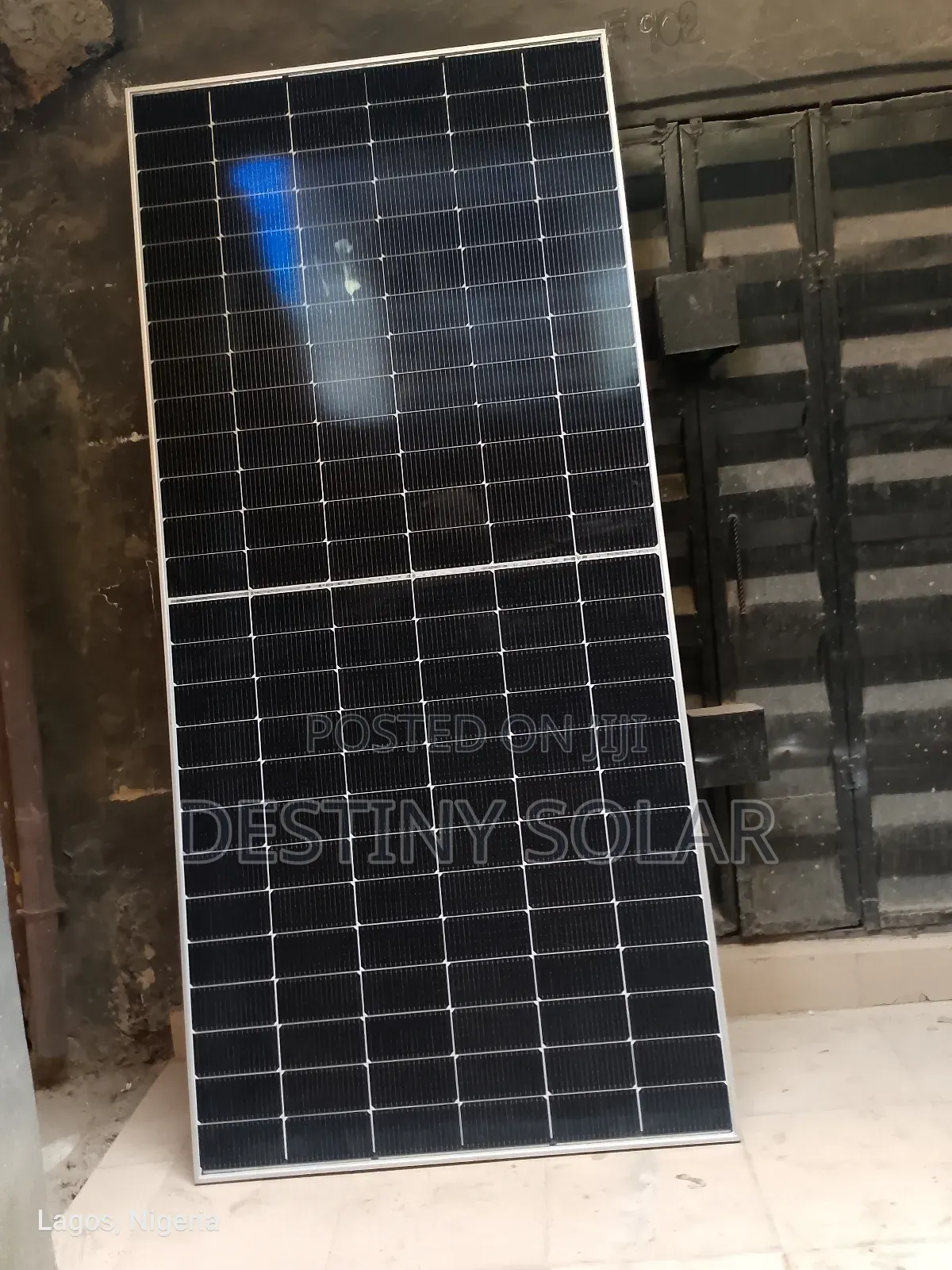 590watts Solar Panel Esolar 144cells High Voltage Power
