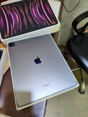 Apple iPad Pro 12.9 (2022) 512 GB Gray