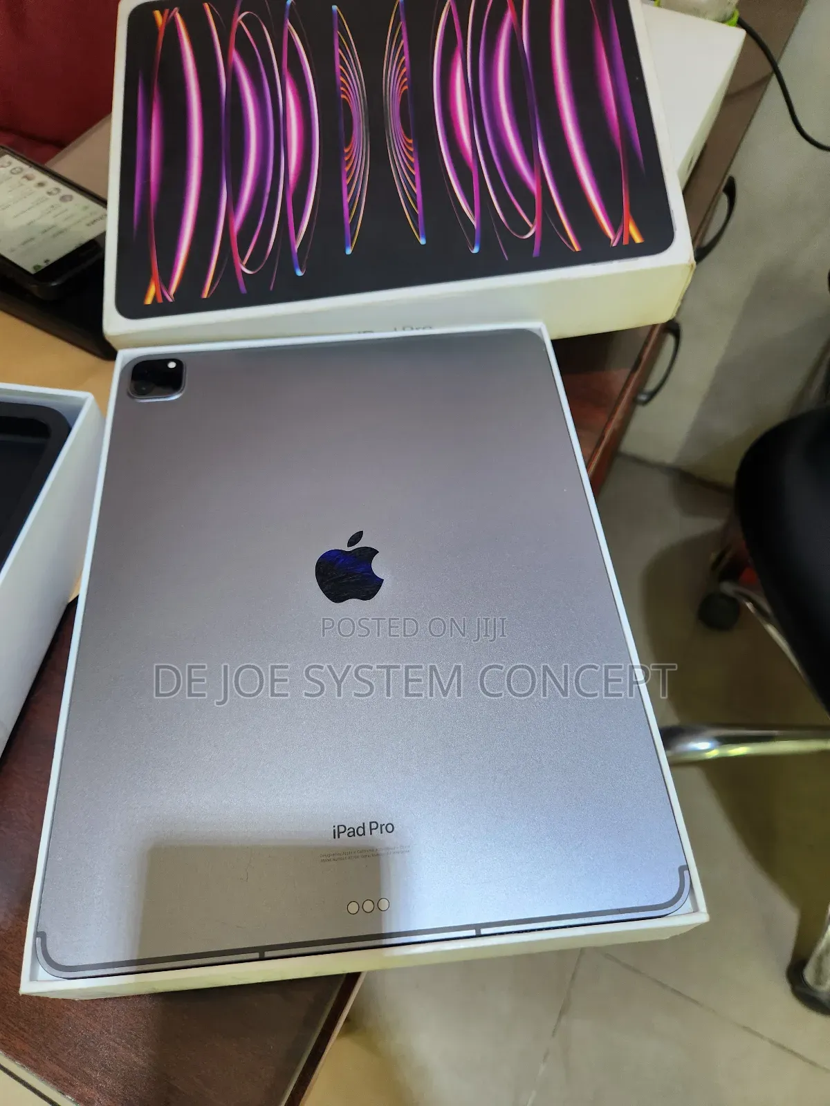 Apple iPad Pro 12.9 (2022) 512 GB Gray