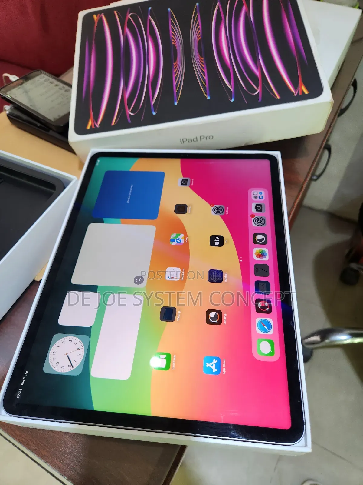 Apple iPad Pro 12.9 (2022) 512 GB Gray