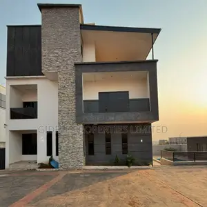 5bdrm Duplex in Life Camp for sale