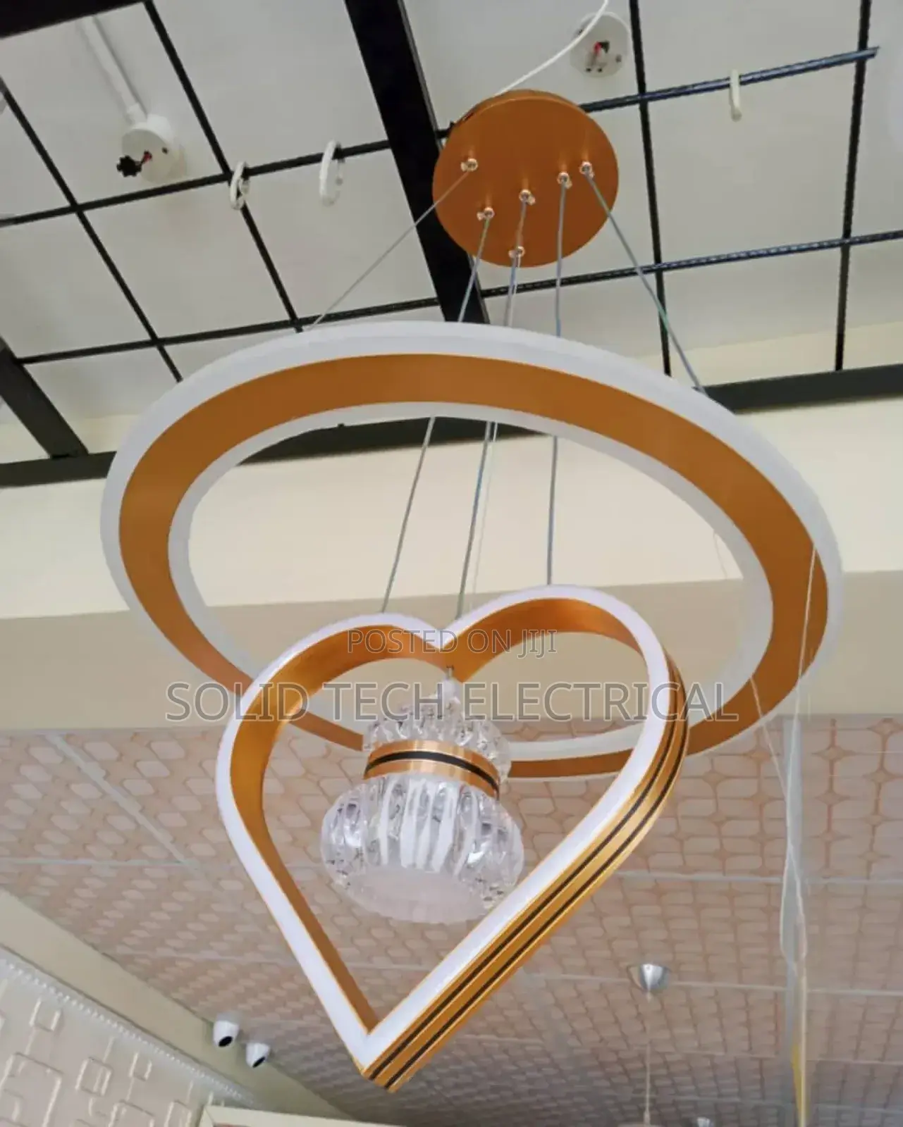 Love Light Droplight Chandelier