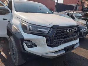 Upgrade Your 2015 Toyota Hilux to 2024 Model Rocco Type