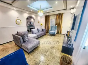 Luxury 4bedroom Duplex