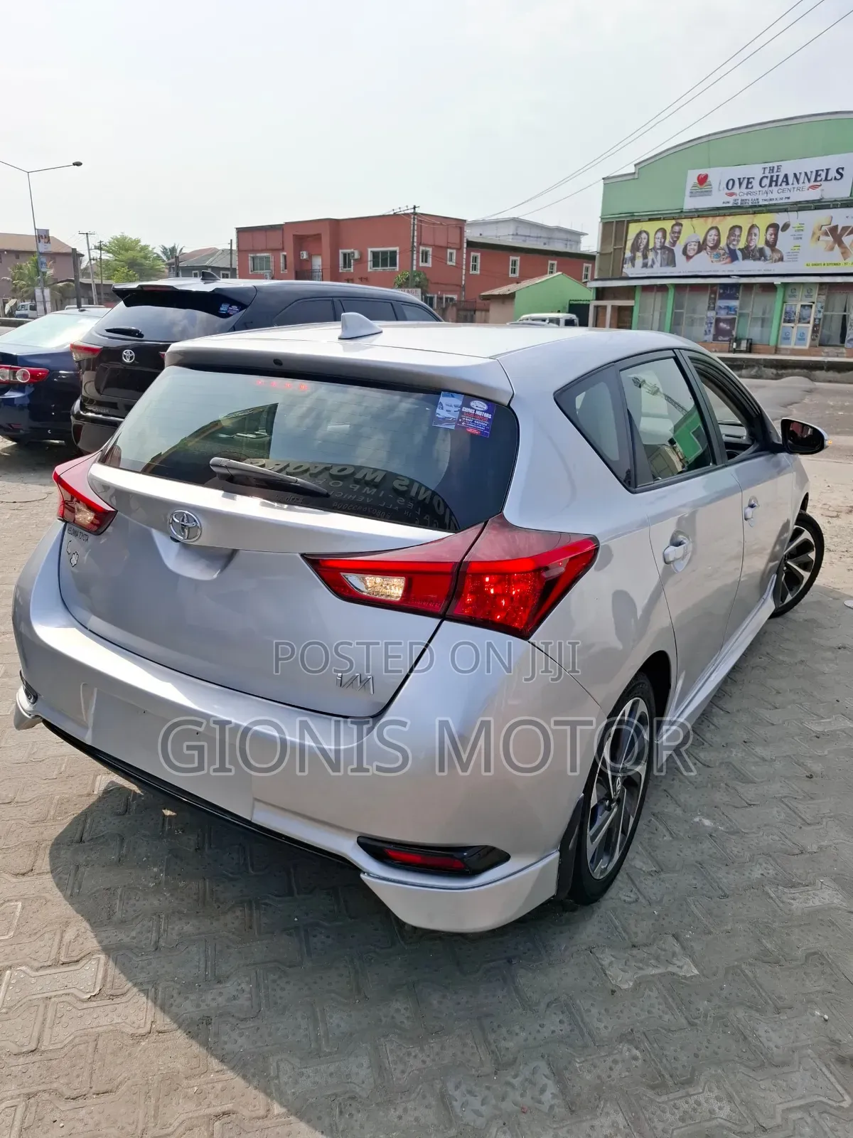 Toyota Corolla 2018 Silver