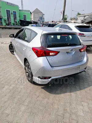 Toyota Corolla 2018 Silver