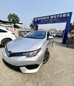 Toyota Corolla 2018 Silver