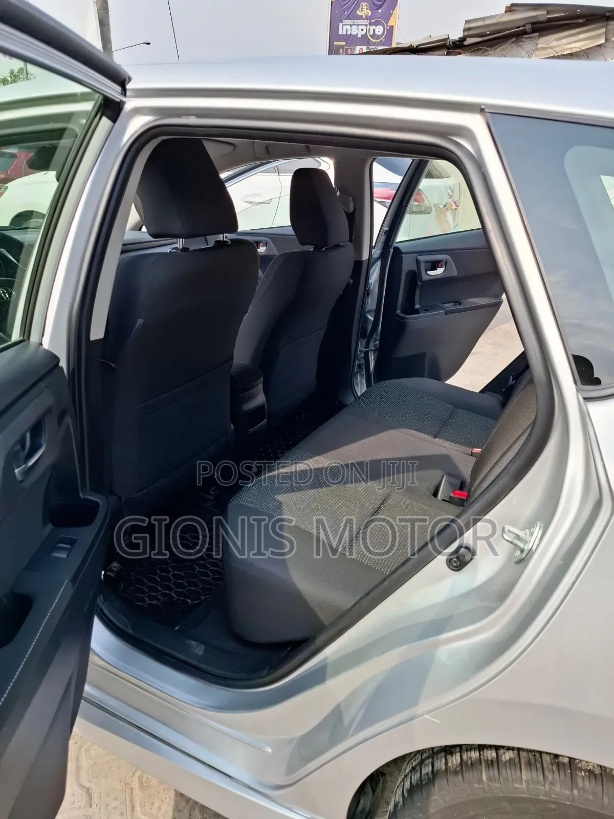 Toyota Corolla 2018 Silver