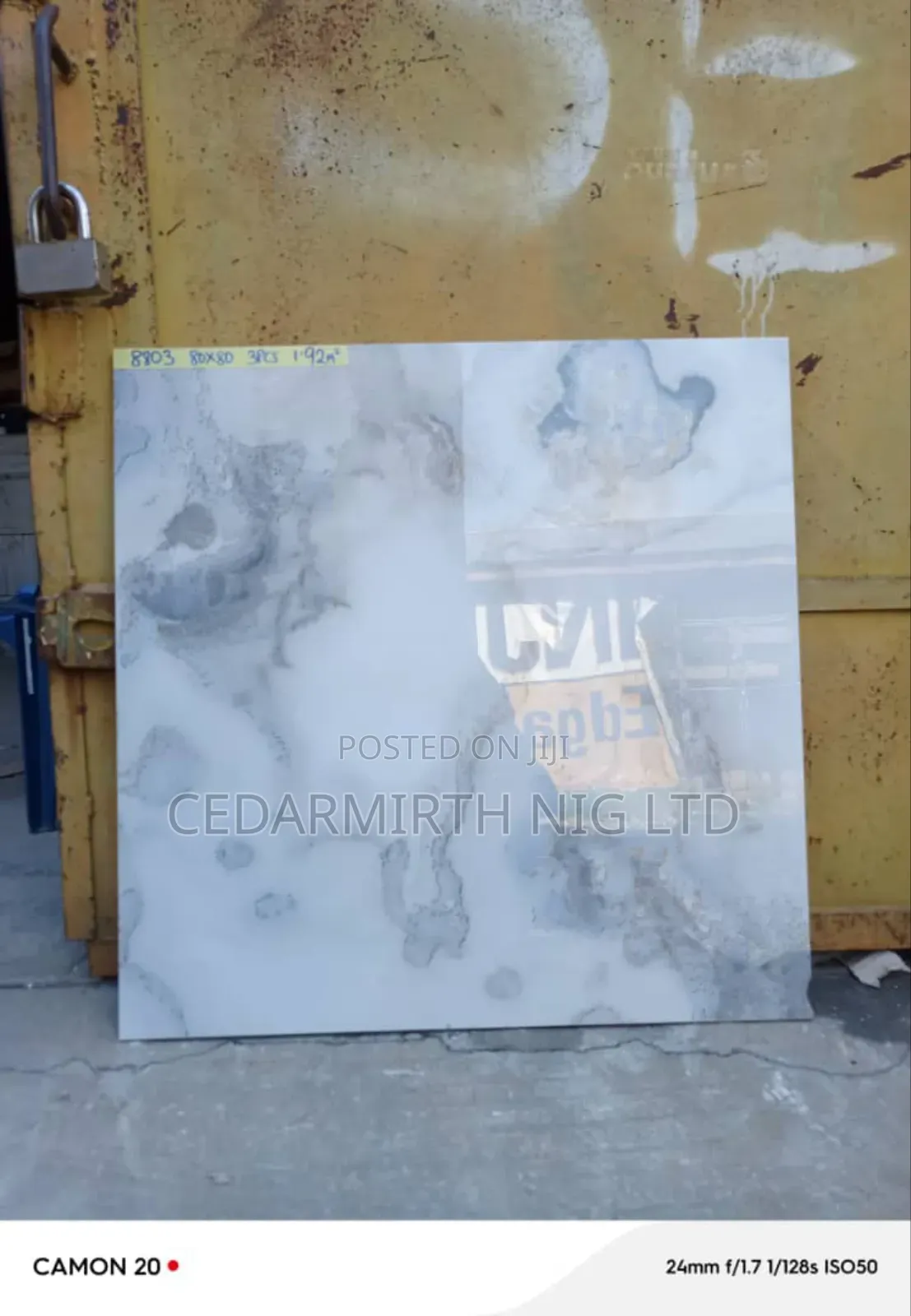 Floor Tile 80x80 18d Special