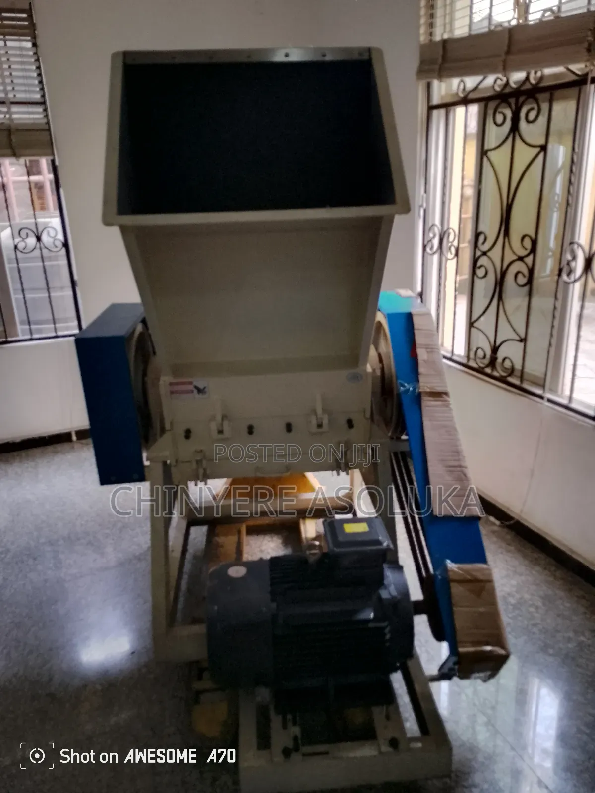 Plastic Crushing Machine