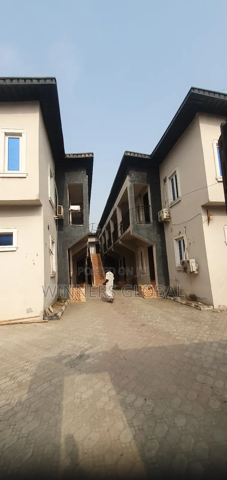 1bdrm Block of Flats in Divine Homes Estate for sale