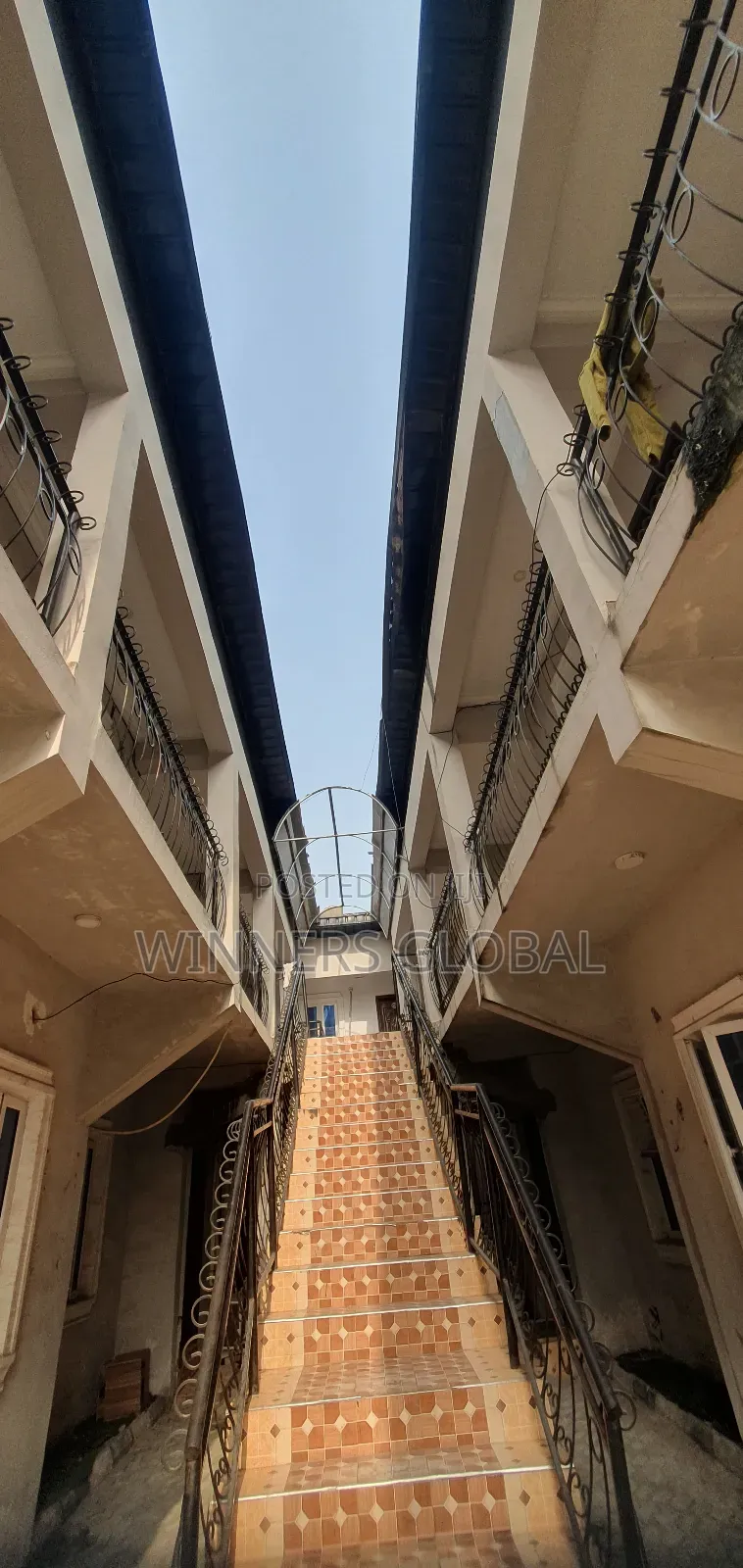 1bdrm Block of Flats in Divine Homes Estate for sale