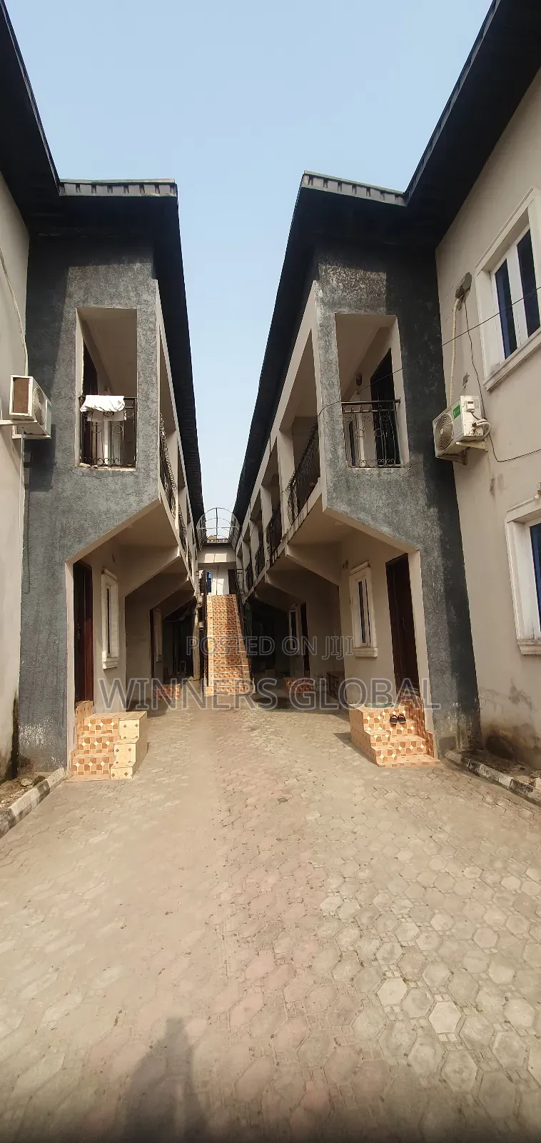 1bdrm Block of Flats in Divine Homes Estate for sale