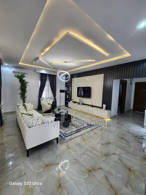 Tastefully Finished Luxurious Room And Parlor Self Contained