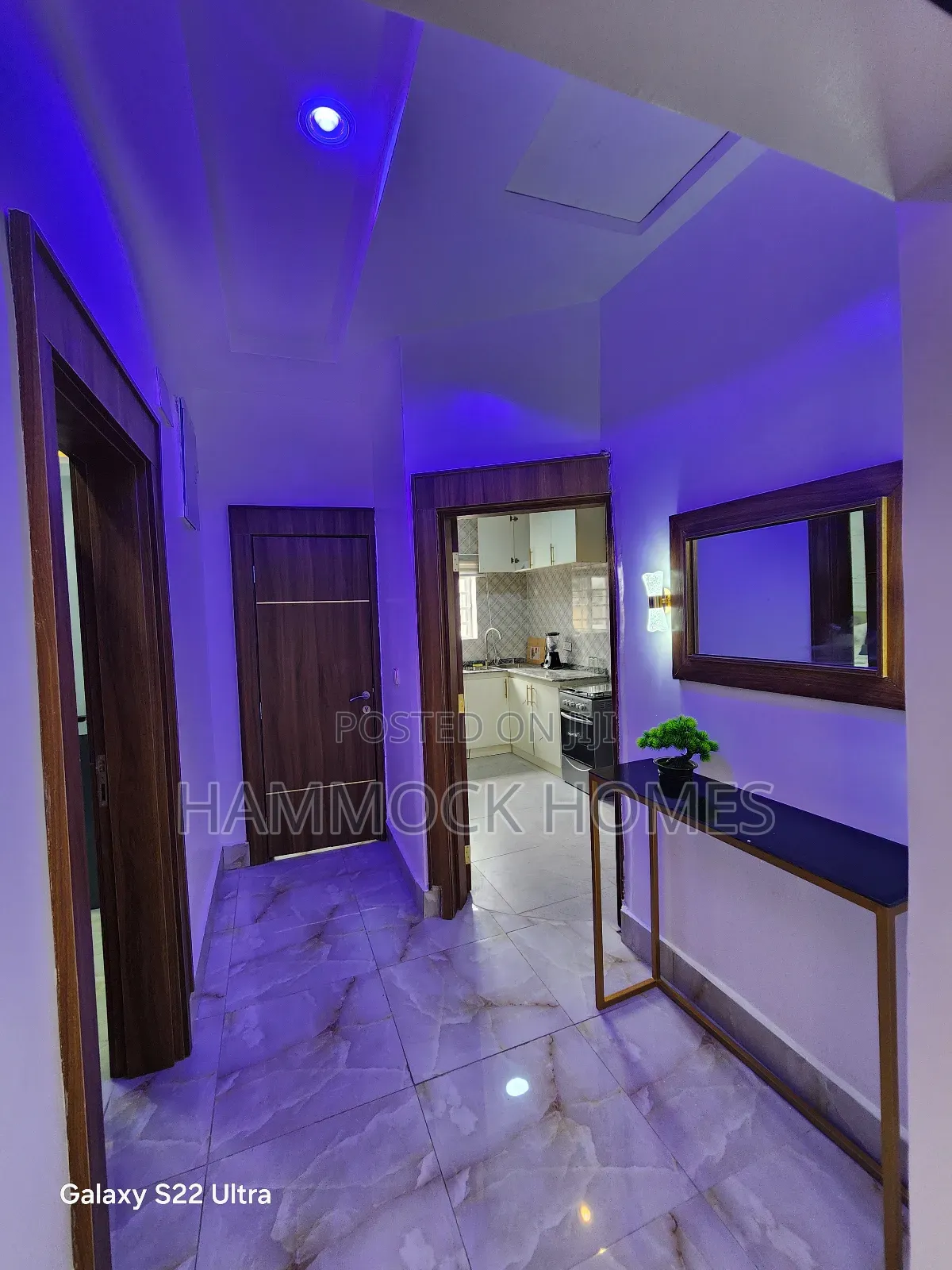 Tastefully Finished Luxurious Room And Parlor Self Contained