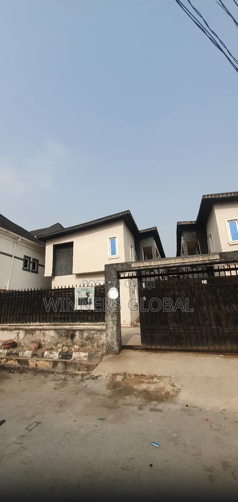 1bdrm Block of Flats in Divine Homes Estate for sale