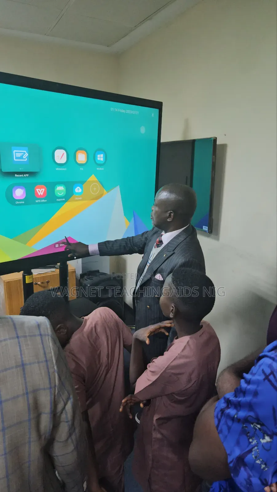 Android 14 And Windows Interactive Boad
