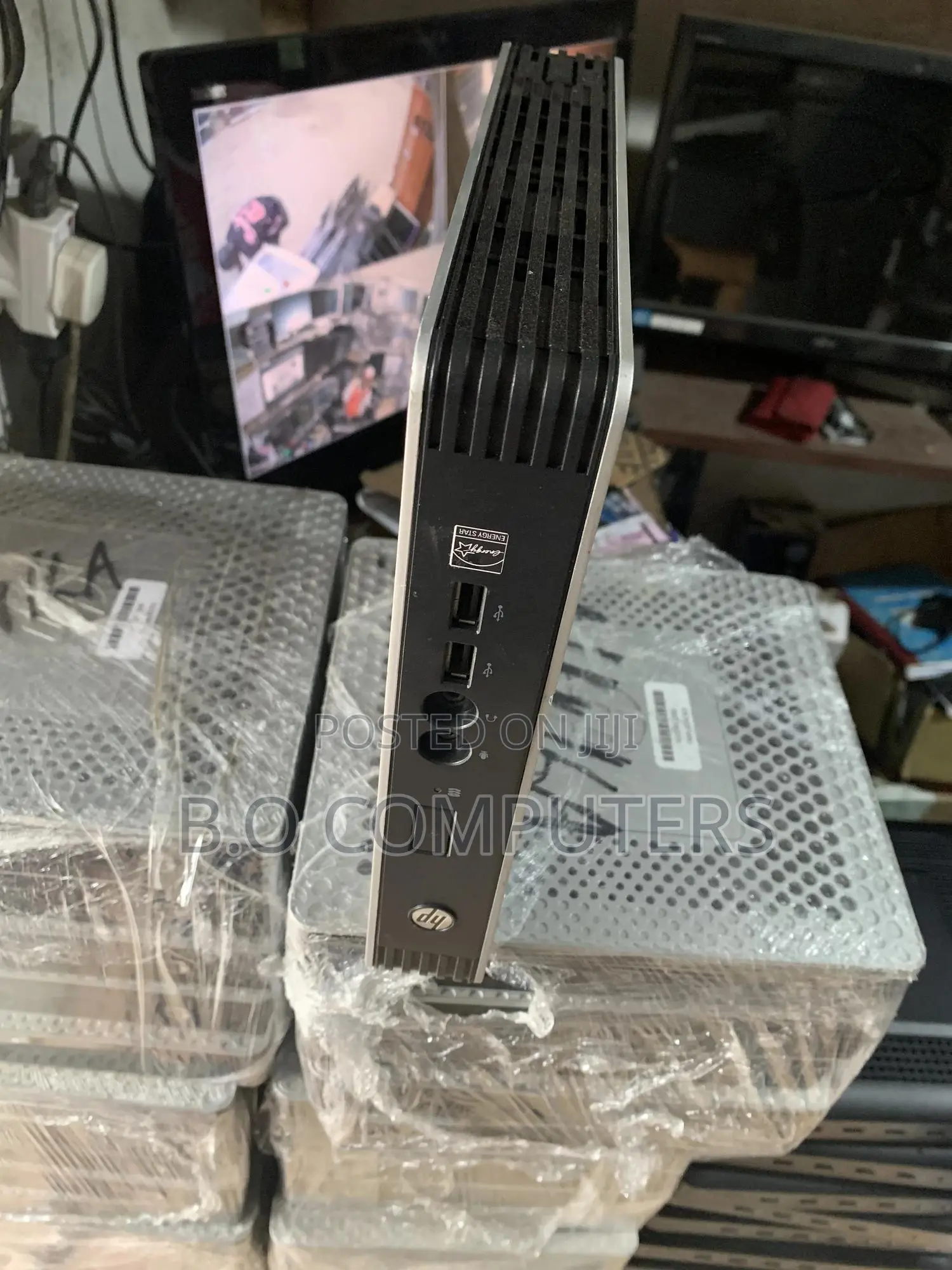 Desktop Computer HP 4GB Intel SSHD (Hybrid) 16 GB