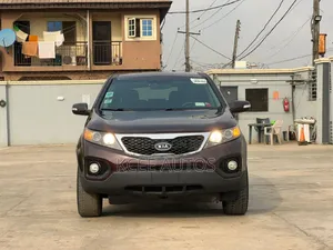 Photo - Kia Sorento 2011 Brown
