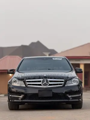 Mercedes-Benz C300 2013 Black