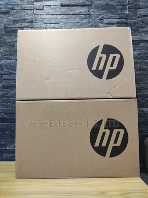 New Laptop HP ZBook Firefly 16inch G9 32GB Intel Core I7 SSD 512GB