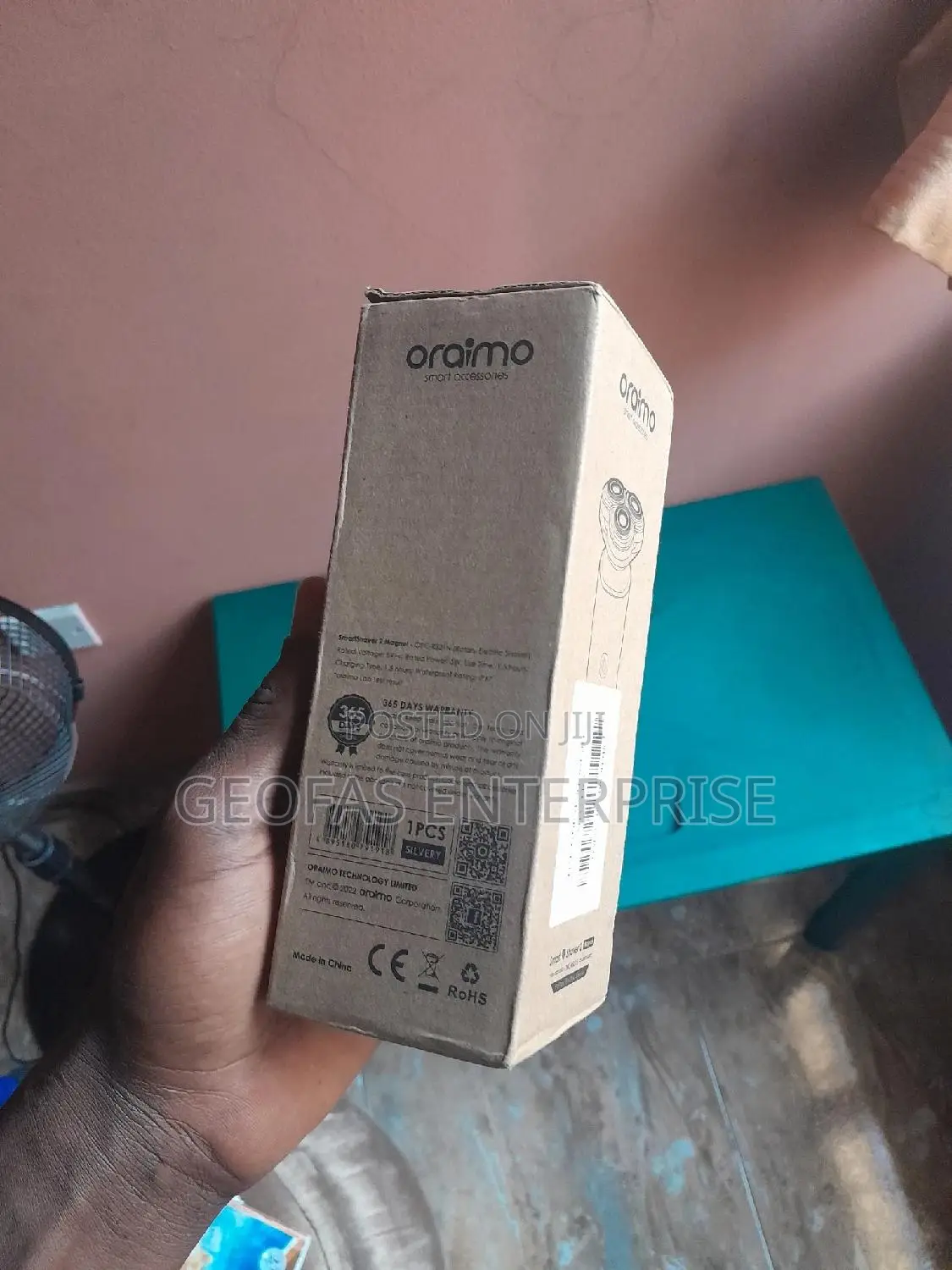 Oraimo Magnet 2 Water Resistance Electric Rotary Smartshaver