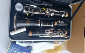 Photo - Hallmark UK HCL-300 Quality Clarinet