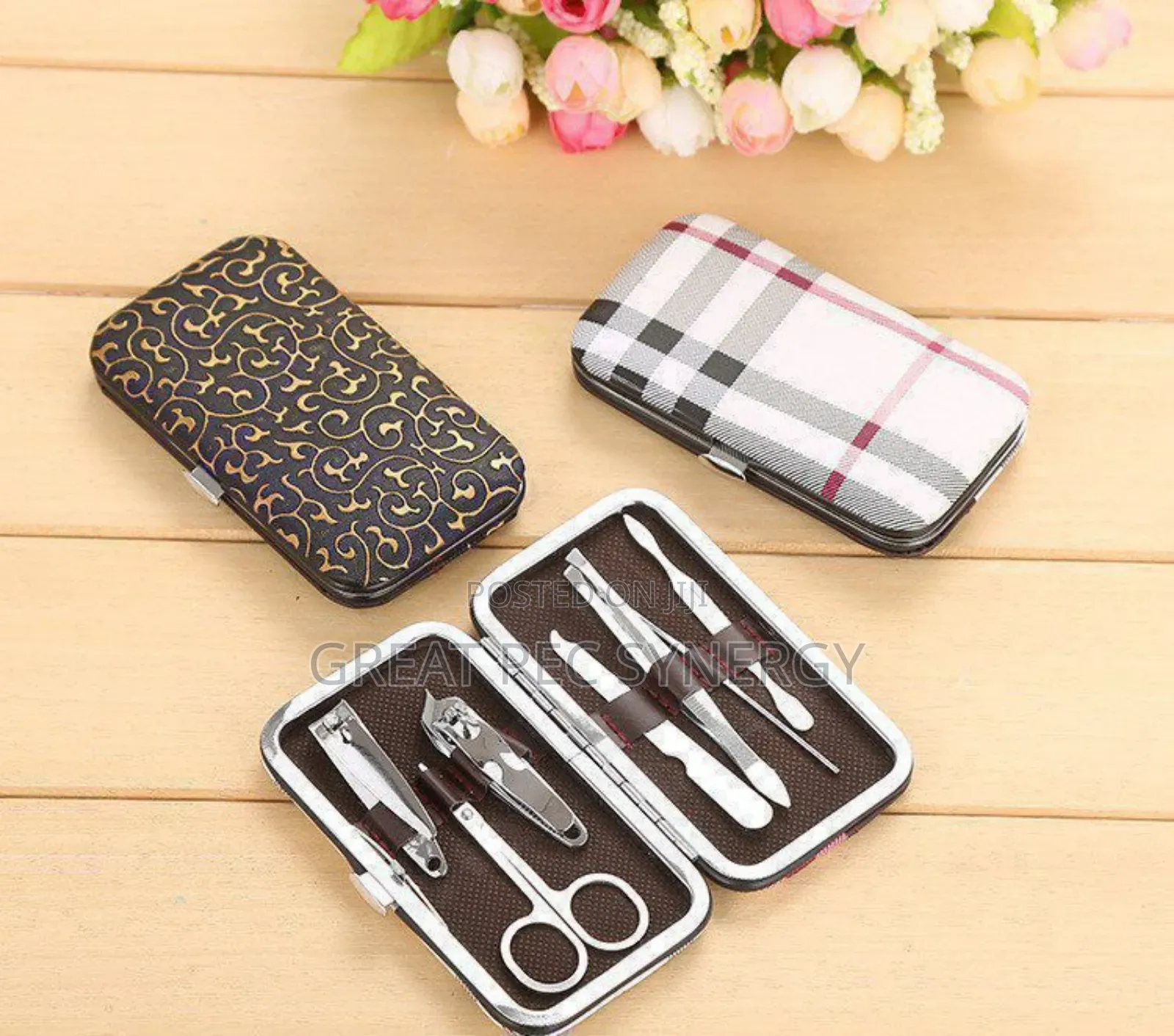 Manicure Set - Wallet