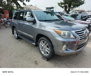 Lexus LX 2015 Gray