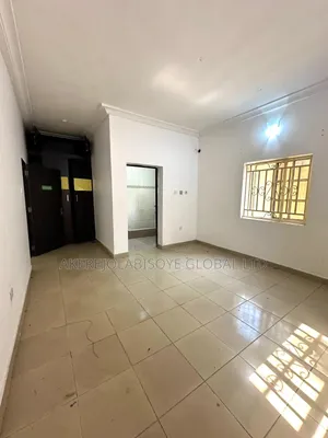 2bdrm Block of Flats in 69Road Gwarinpa for rent