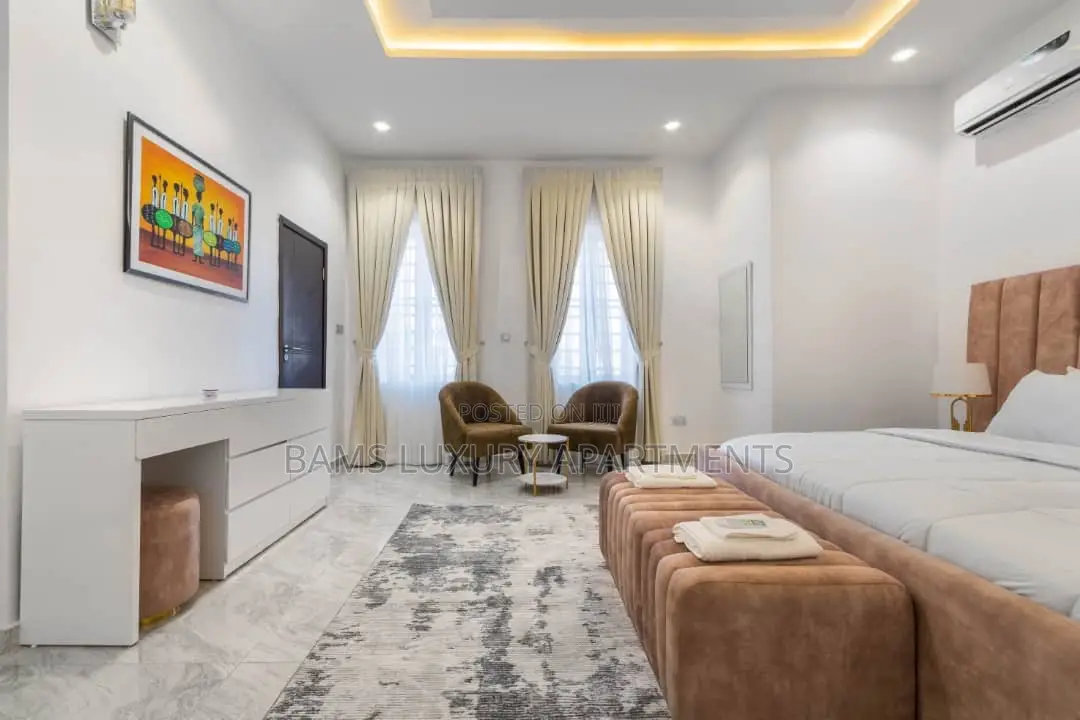 Executive Apartment With Ps5