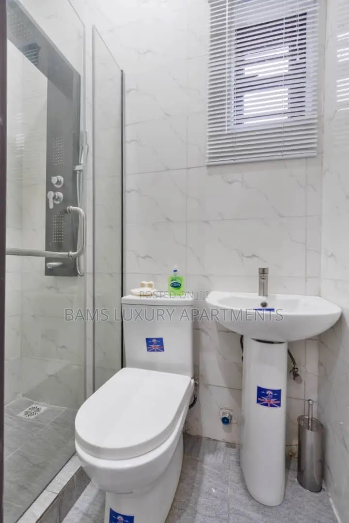 Executive Apartment With Ps5