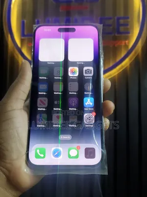 Photo - Apple iPhone 14 Pro Max 128 GB Purple