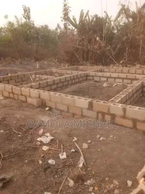 Bricklayer