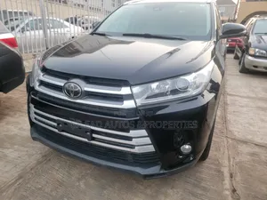 Toyota Highlander XLE 4x2 V6 (3.5L 6cyl 8A) 2017 Black