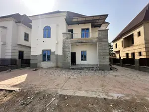 6bdrm Duplex in Gwarinpa Abuja for sale
