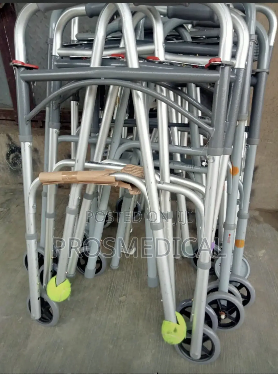 Walking Frame/Zimmer Frame
