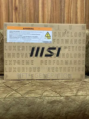 New Laptop MSI GF65 Thin 10UE 16GB Intel Core i5 SSD 512GB