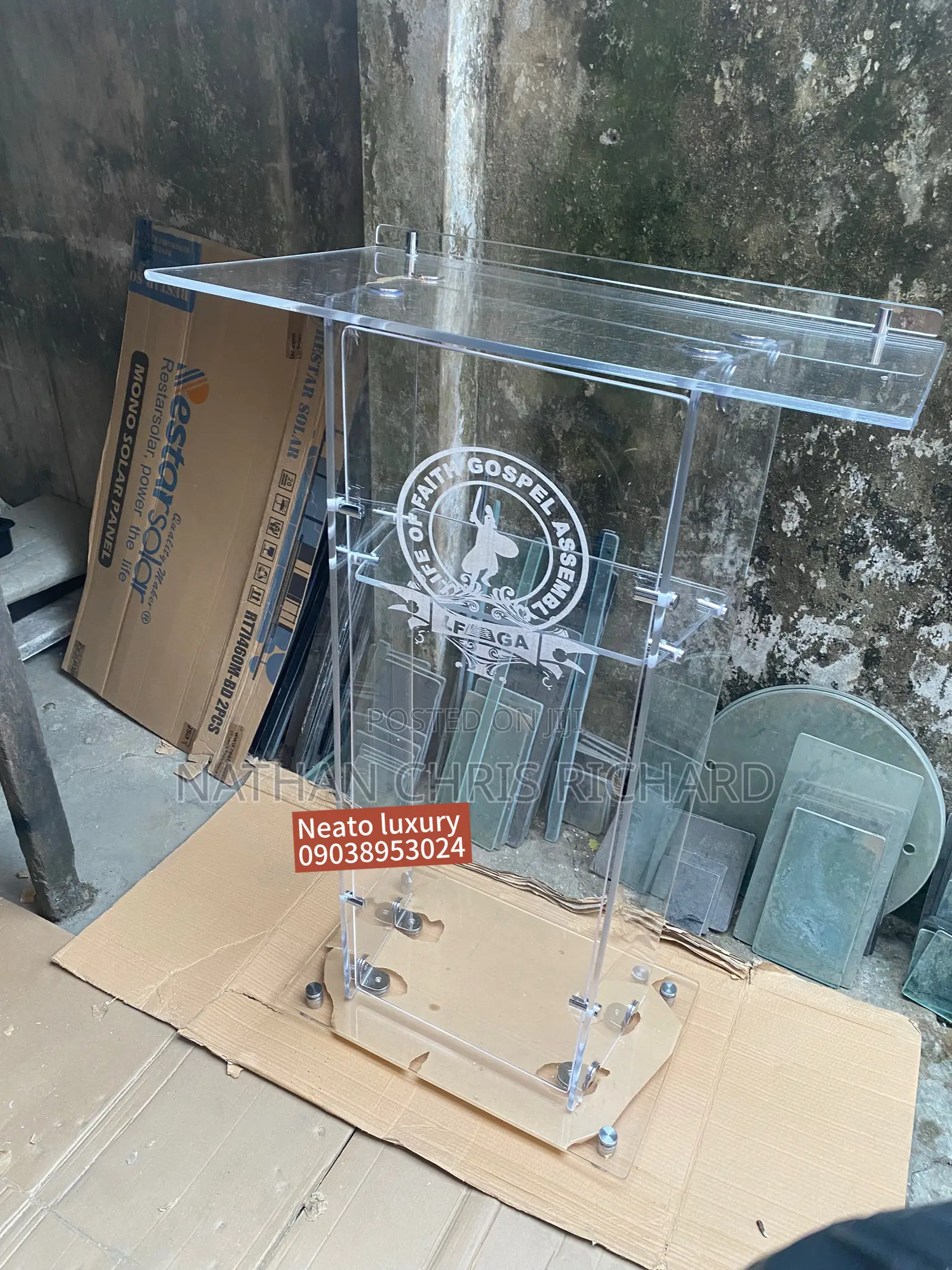 High Quality Preach Acrylic Elite Pulpit