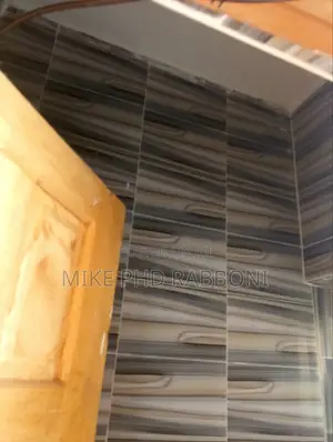 3bdrm Block of Flats in Thinkers Corner, Enugu for rent