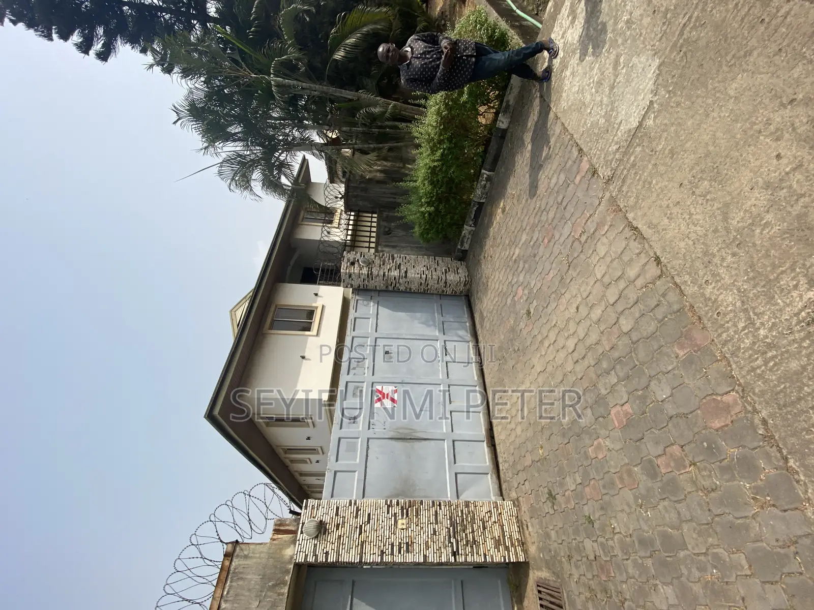 1120sqm of Land With Cofo for 800M Asking in Magodo Phase 2