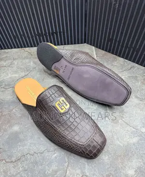 Pure Italian Giovanni Conti Leather Half Shoes