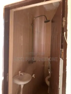 2bdrm Block of Flats in Thinkers Corner, Enugu for rent